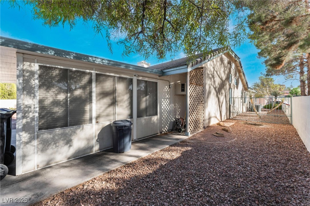 2086 Angel Falls Drive, Henderson, Nevada image 39