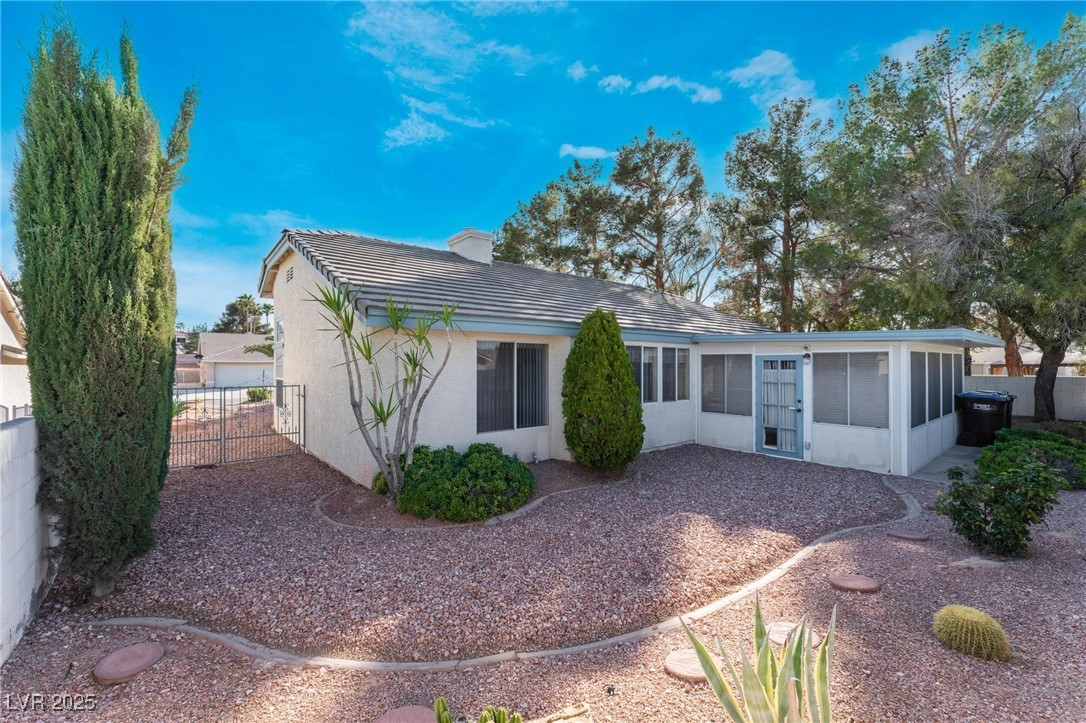 2086 Angel Falls Drive, Henderson, Nevada image 35