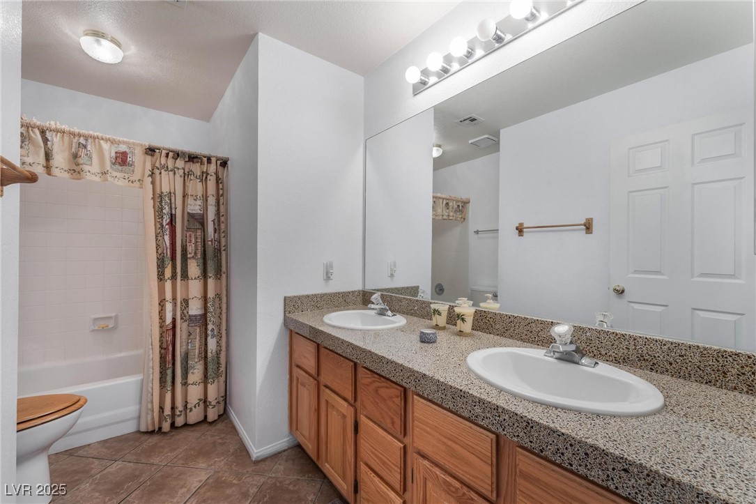 2086 Angel Falls Drive, Henderson, Nevada image 29