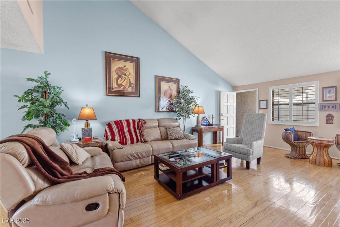 3752 Hobiecat Circle