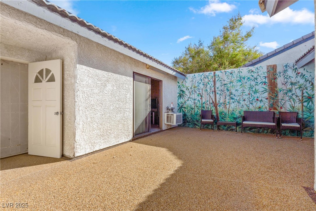 3752 Hobiecat Circle