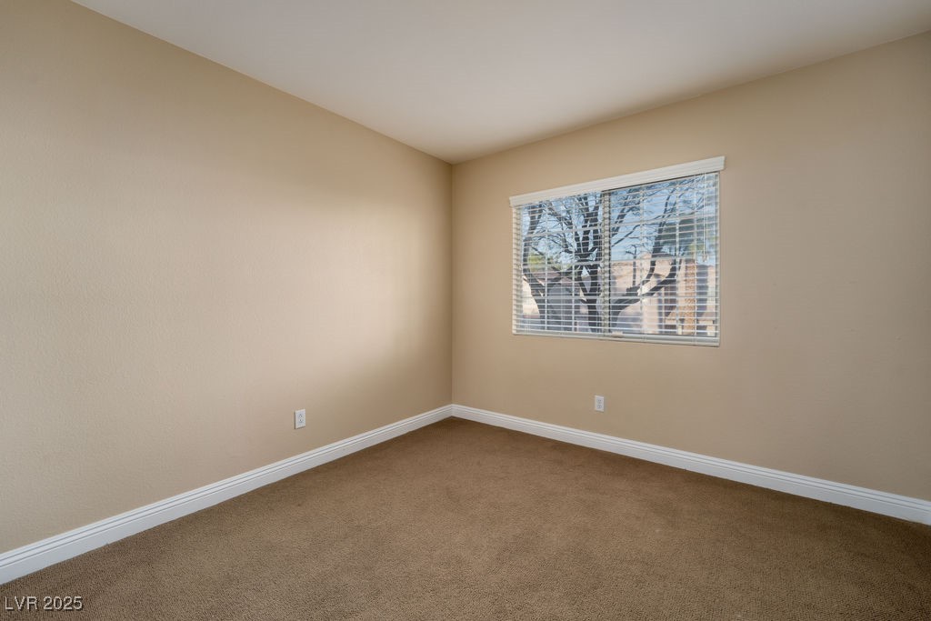 Henderson, Nevada 89052, United States, 3 Bedrooms Bedrooms, ,3 BathroomsBathrooms,Residential,Pending,4330