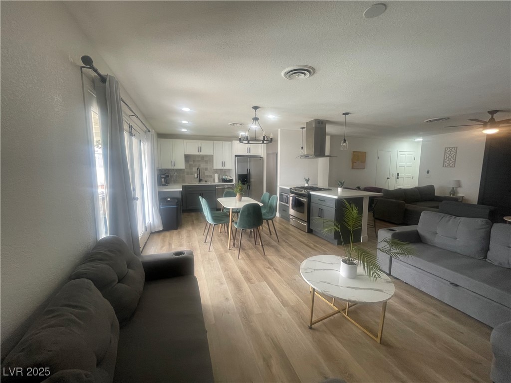 3113 Black Forest Drive