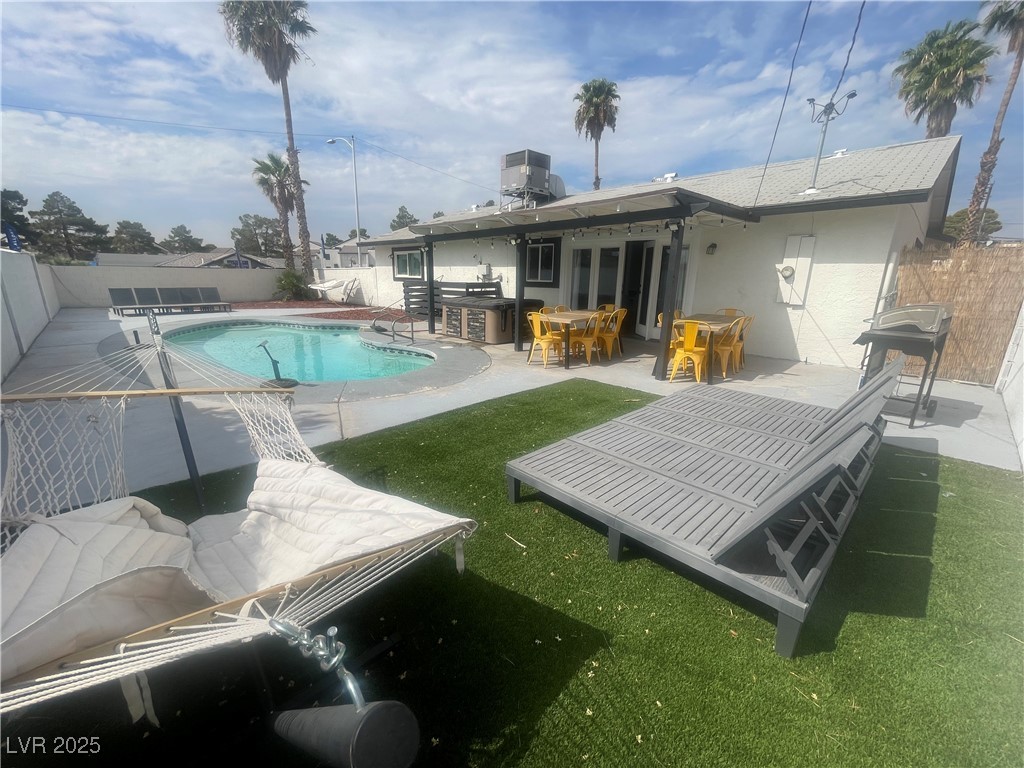 3113 Black Forest Drive