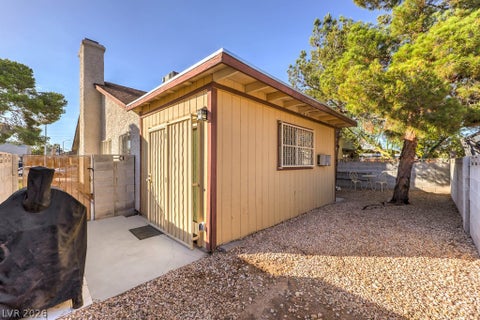 Tiny photo for 4421 Mossy Rock Court, Las Vegas, NV 89108 (MLS # 2792649)