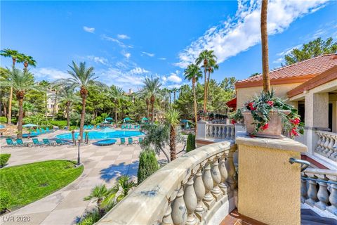 Photo of 260 E Flamingo Road #202, Las Vegas, NV 89169 (MLS # 2746181)