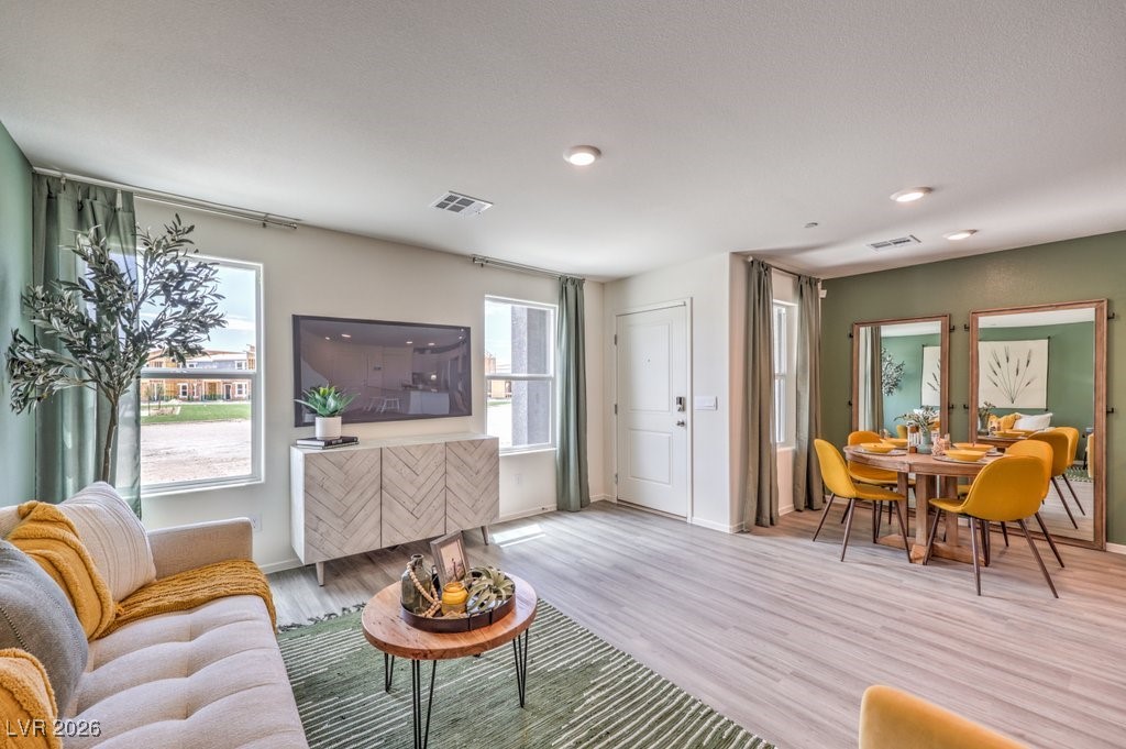 6074 Hibiscus Garden St. Street 12