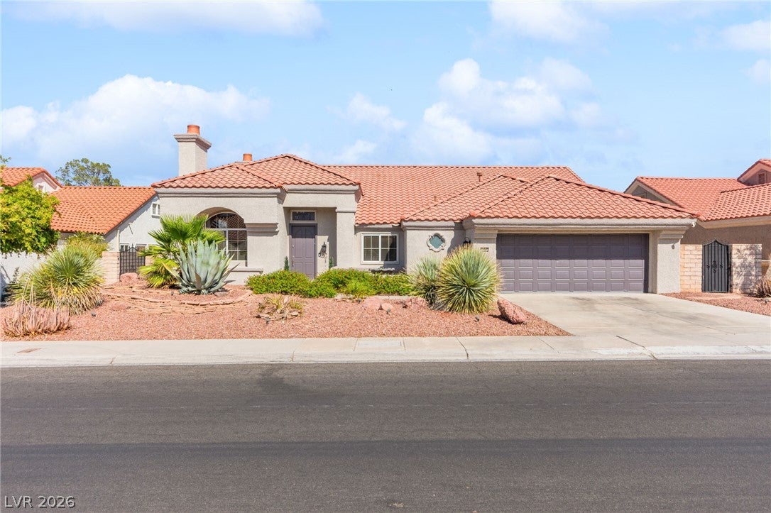 2900 Crown Ridge Drive