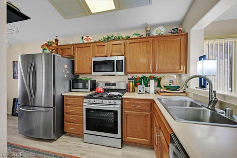 Tiny photo for 468 Bonnie Brook Place, Henderson, NV 89012 (MLS # 2791599)