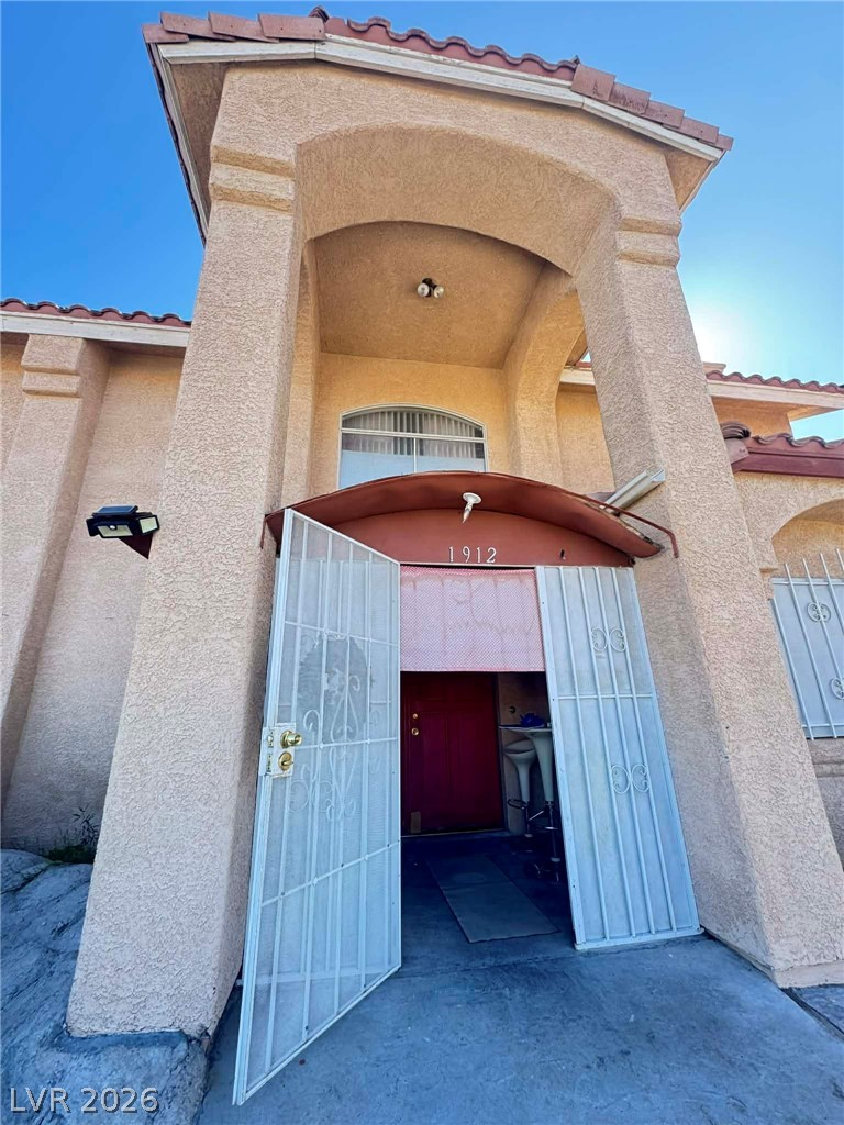 1912 S Torrey Pines Drive
