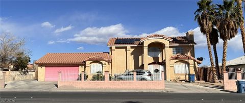 Photo of 1912 S Torrey Pines Drive, Las Vegas, NV 89146 (MLS # 2760742)