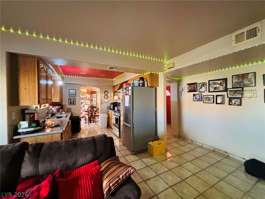 1912 S Torrey Pines Drive