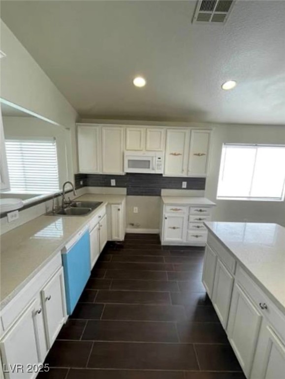 Properties 4 5713 Lawrence Street