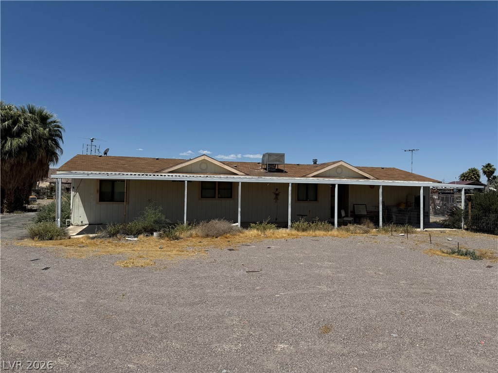 1645 E State Highway 168