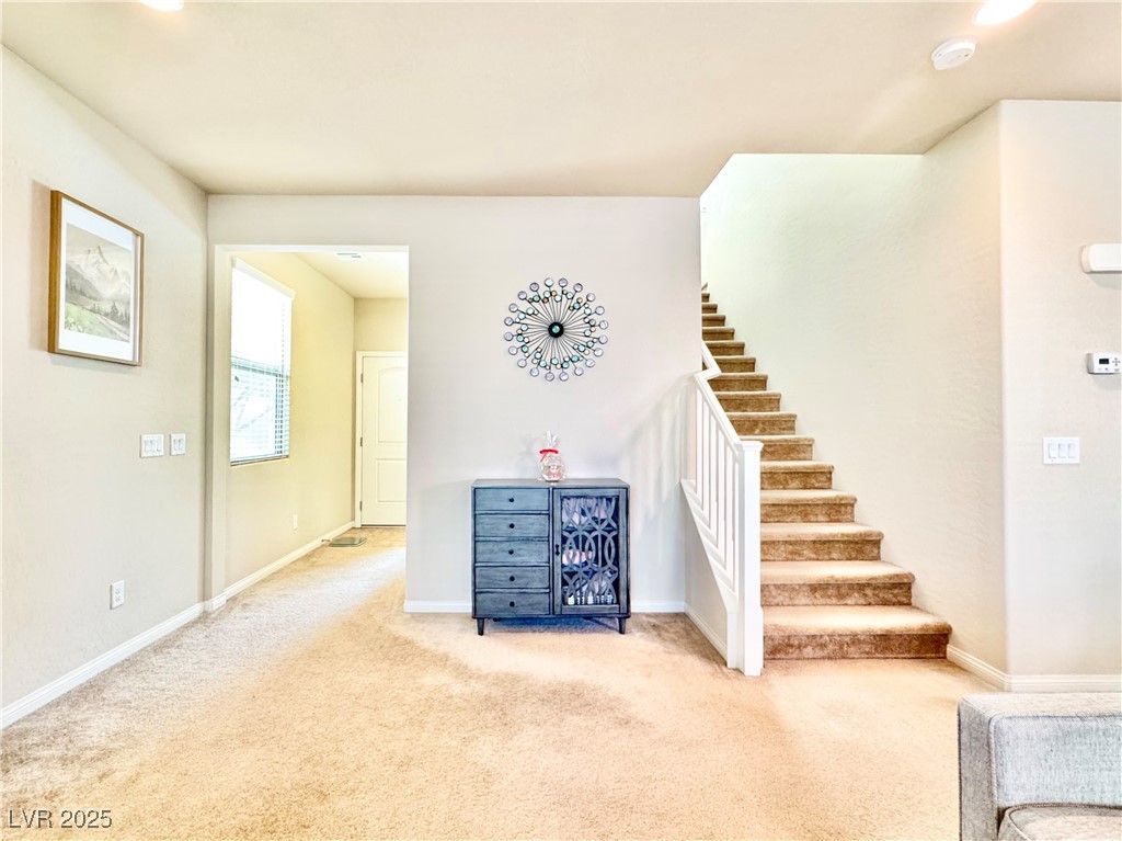 8938 Whitten Park Avenue