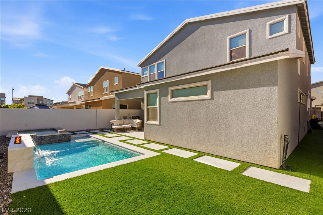 3263 Fountaintree Avenue