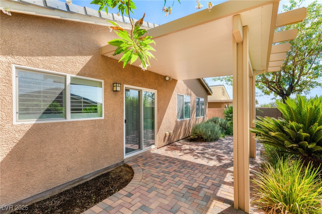 Las Vegas, Nevada 89147, United States, 4 Bedrooms Bedrooms, ,3 BathroomsBathrooms,Residential,Active,191640