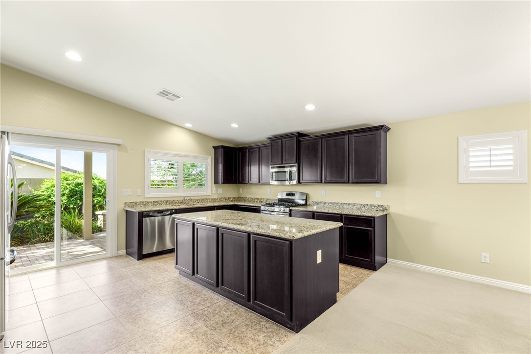 Las Vegas, Nevada 89147, United States, 4 Bedrooms Bedrooms, ,3 BathroomsBathrooms,Residential,Active,191640