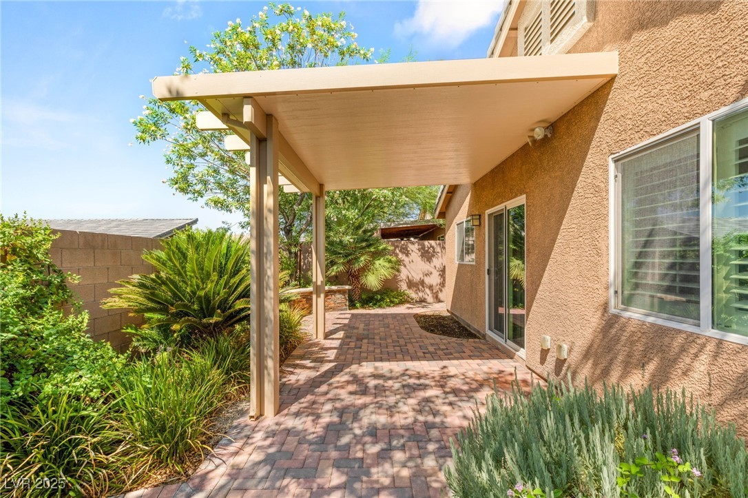 Las Vegas, Nevada 89147, United States, 4 Bedrooms Bedrooms, ,3 BathroomsBathrooms,Residential,Active,191640