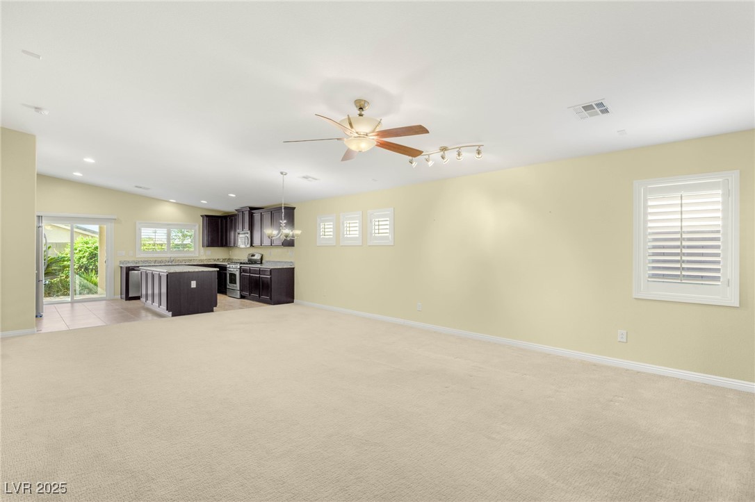 Las Vegas, Nevada 89147, United States, 4 Bedrooms Bedrooms, ,3 BathroomsBathrooms,Residential,Active,191640