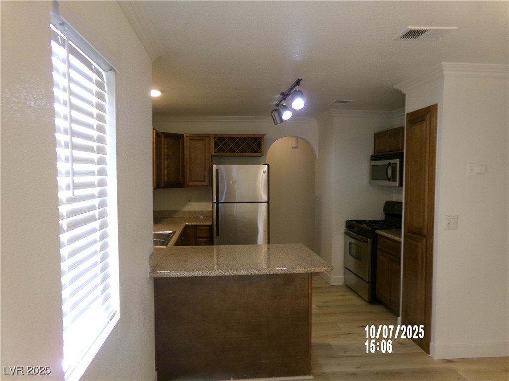 2700 N Rainbow Boulevard 1105