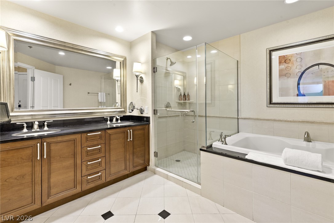 125 E Harmon Avenue 1103