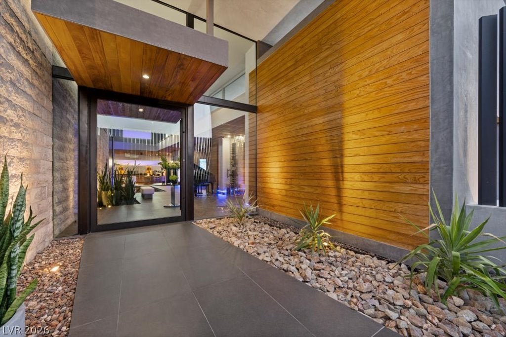 641 Dragon Peak Drive