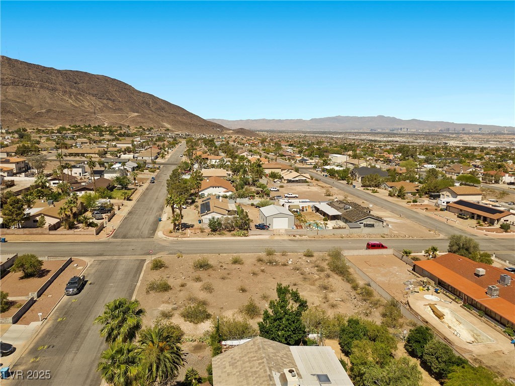 200 E. Kimberly Drive