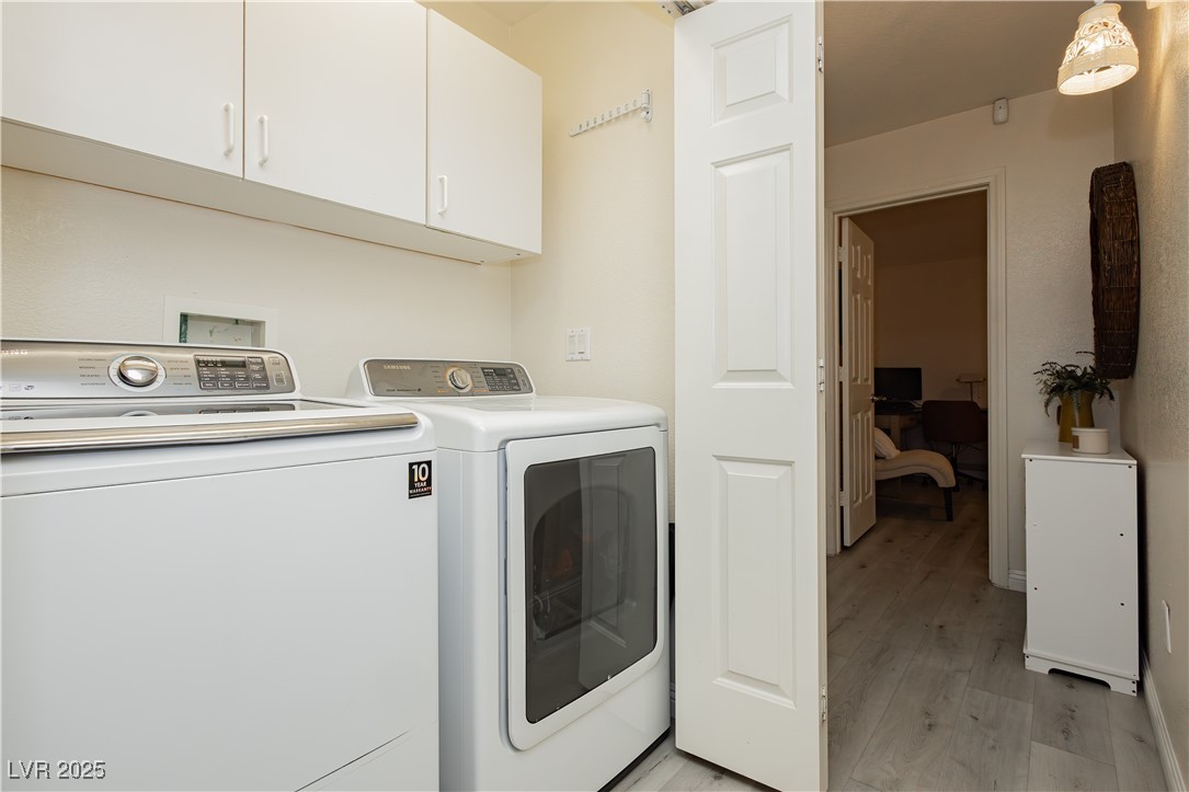 504 Painted Cloud Place, Las Vegas, Nevada image 32