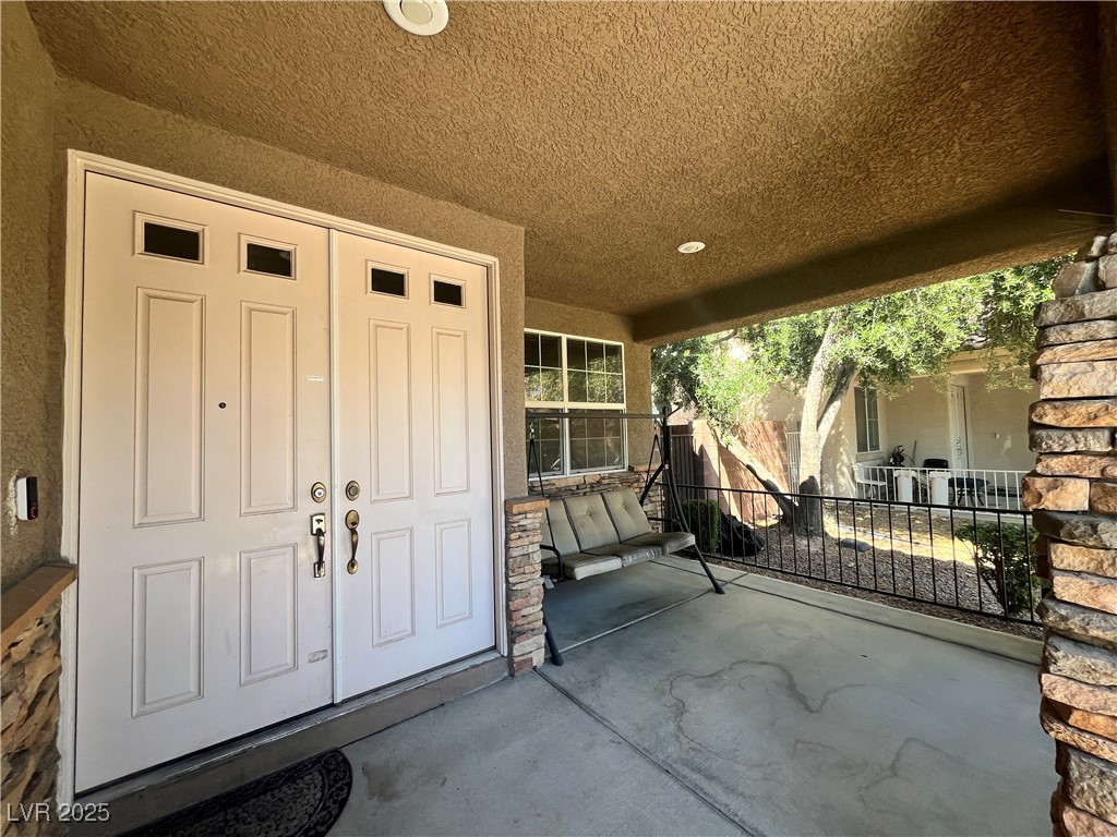 2112 Merganser Court