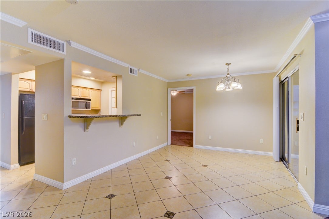 1150 N Buffalo Drive 1050