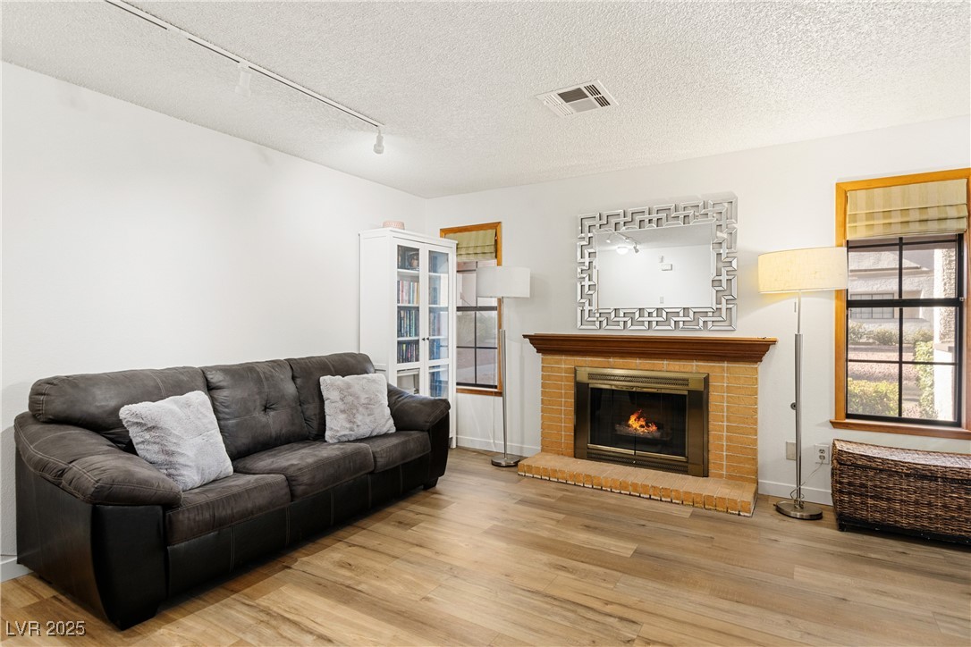 6663 W Tropicana Avenue 104