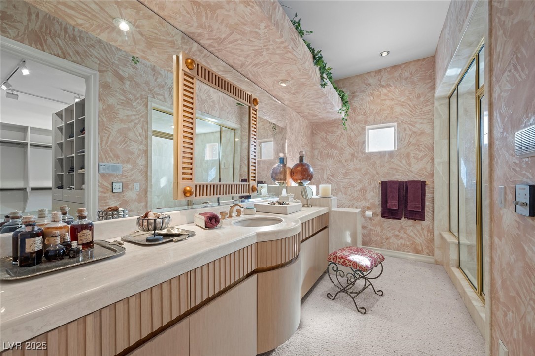 Las Vegas, Nevada 89113, United States, 3 Bedrooms Bedrooms, ,5 BathroomsBathrooms,Residential,Active,94304