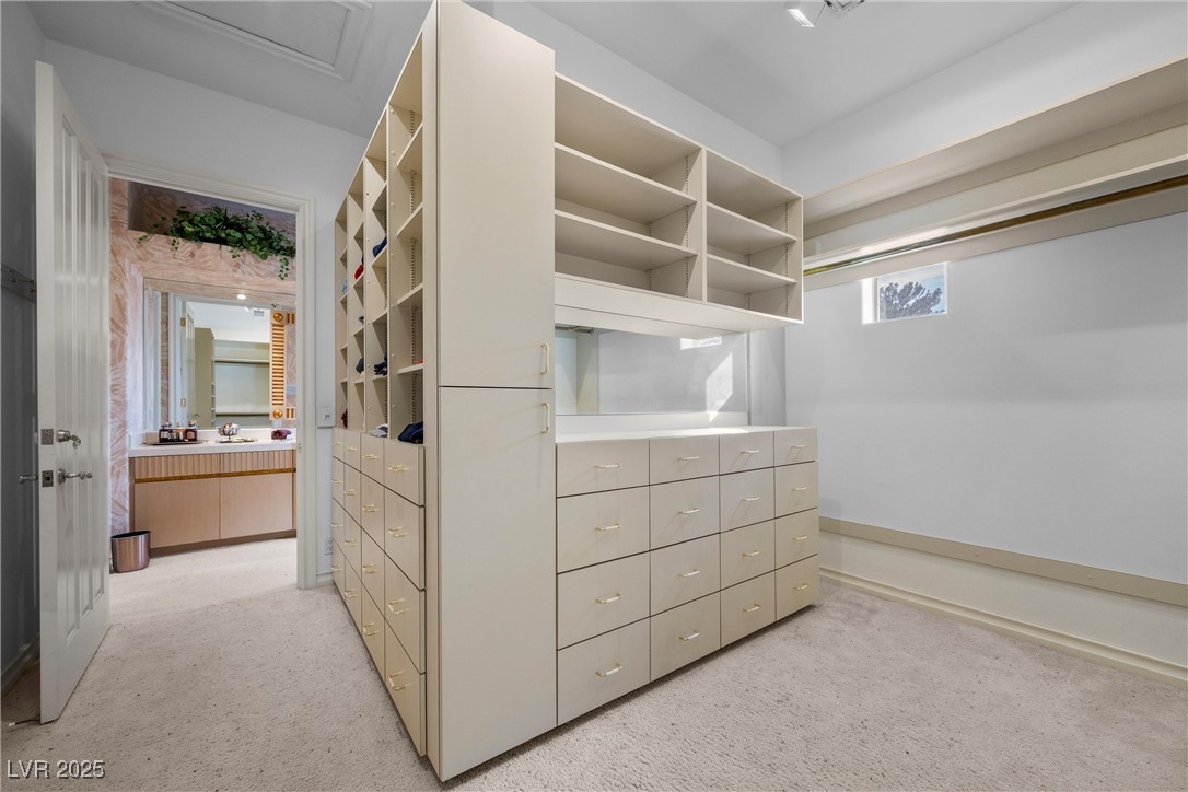 Las Vegas, Nevada 89113, United States, 3 Bedrooms Bedrooms, ,5 BathroomsBathrooms,Residential,Active,94304