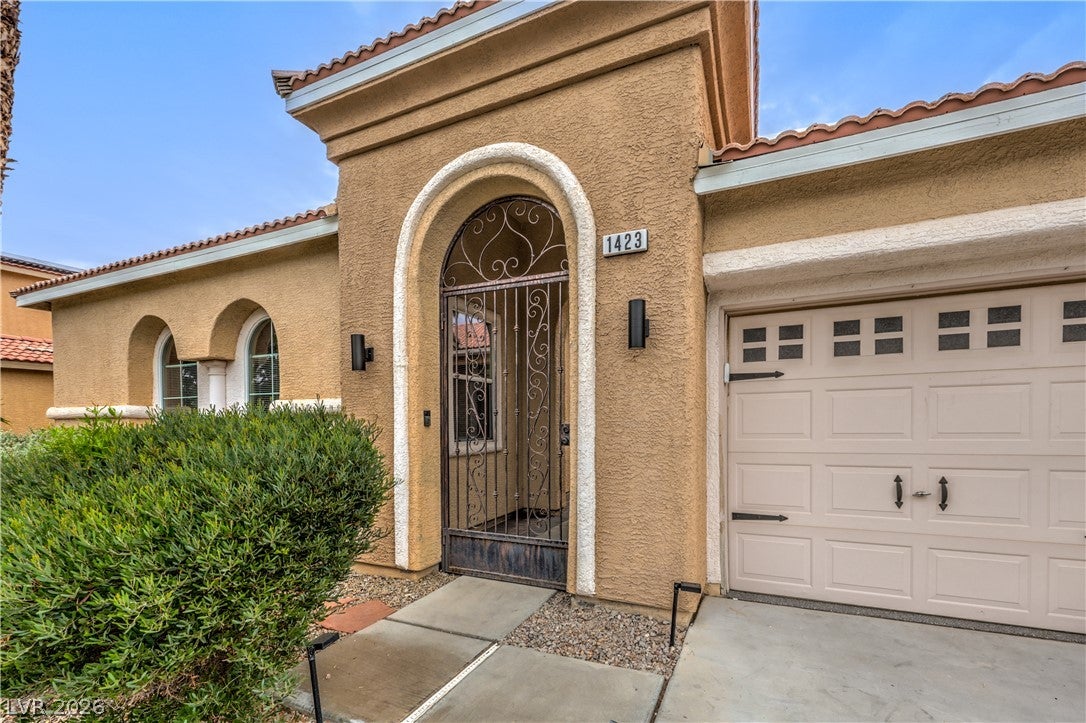 1423 Silent Sunset Avenue