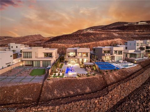 Tiny photo for 571 Overlook Rim Drive, Henderson, NV 89012 (MLS # 2769561)