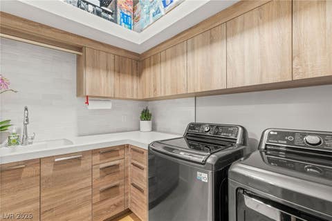 Tiny photo for 571 Overlook Rim Drive, Henderson, NV 89012 (MLS # 2769561)