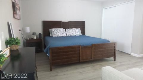 521 N 10th Street Las Vegas NV 89101