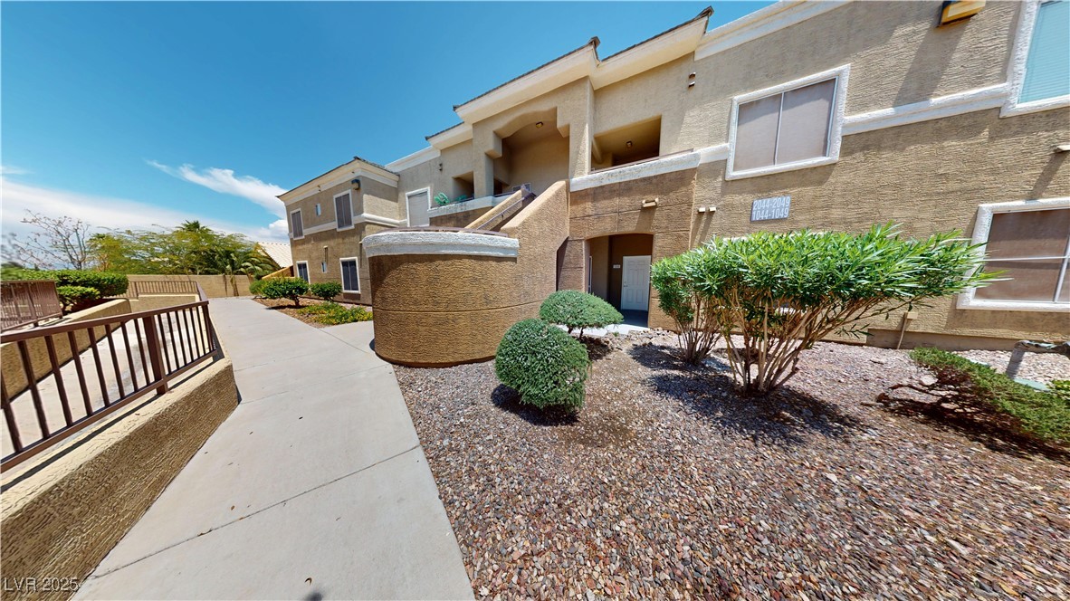 8070 W Russell Road 1046