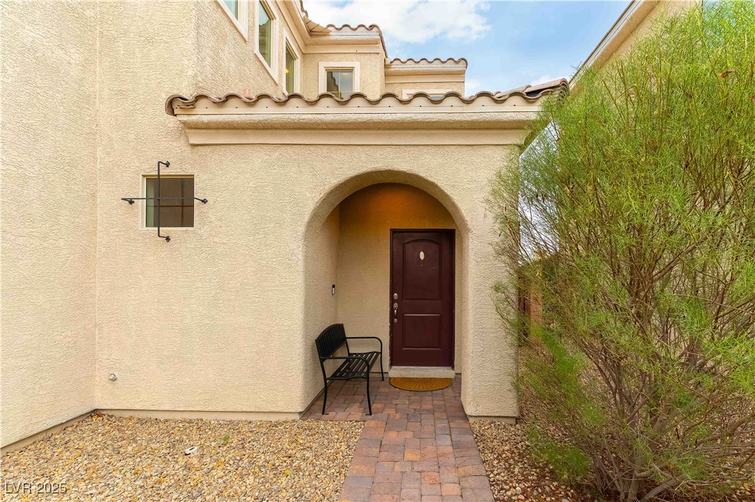 6718 Pivot Point Street