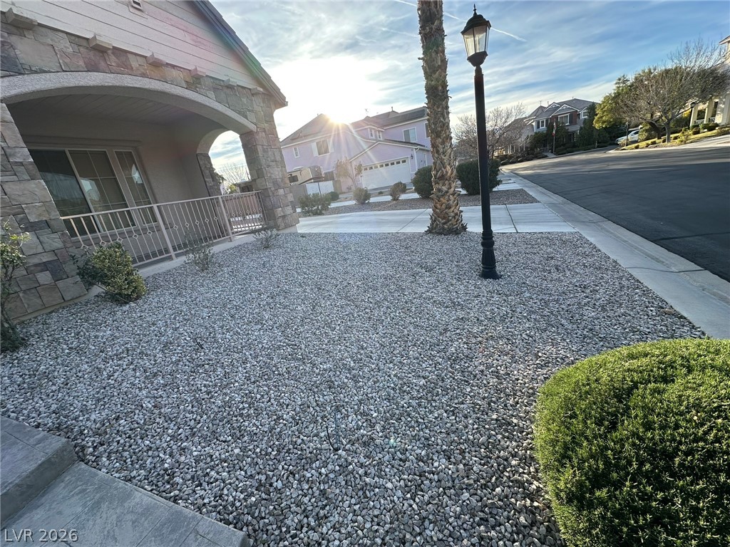 Properties 2 2194922320