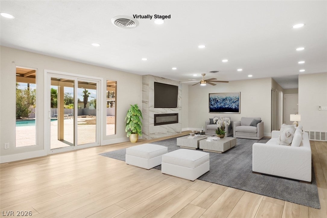 4638 Corral Place
