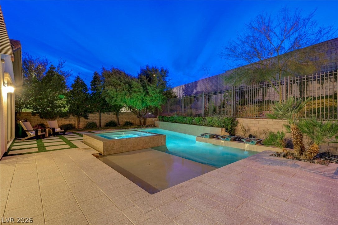 Properties 4 81 Navarra Canyon Court