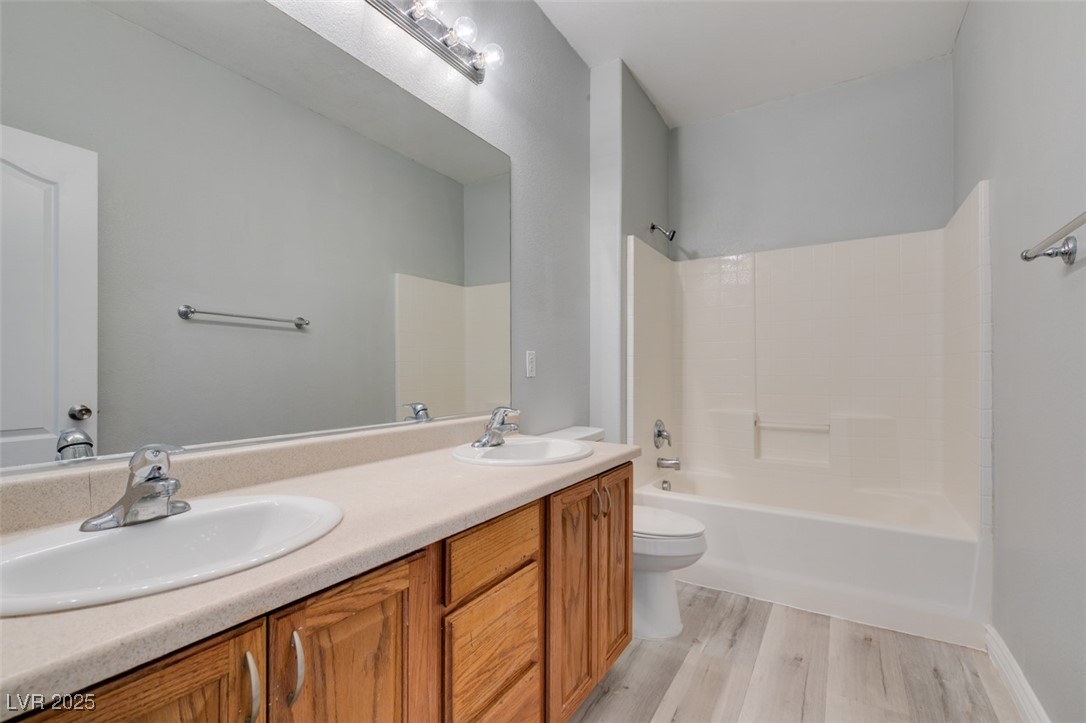 North Las Vegas, Nevada 89032, United States, 4 Bedrooms Bedrooms, ,3 BathroomsBathrooms,Residential,Active,160250