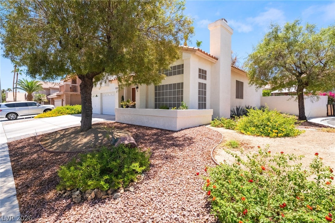 2835 Via Terra Street