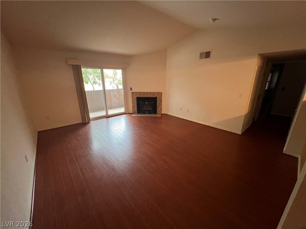 231 W Horizon Ridge Parkway 1421