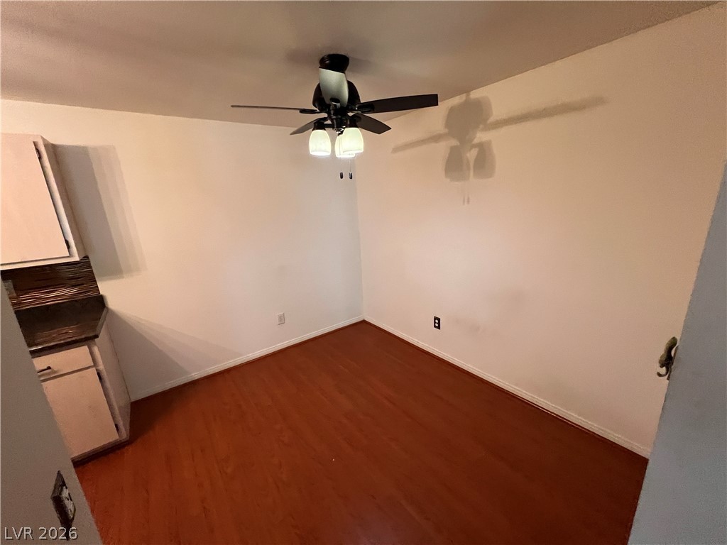 231 W Horizon Ridge Parkway 1421