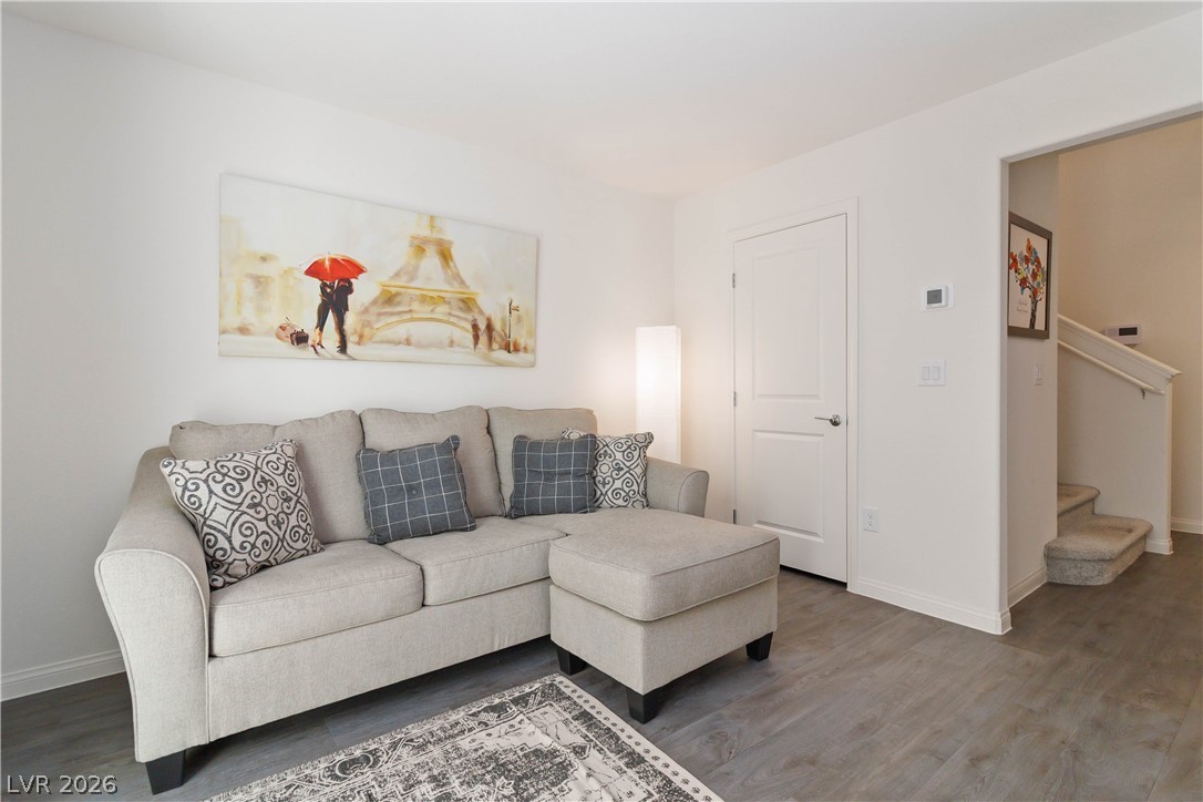 6855 Crimson Shadow Street