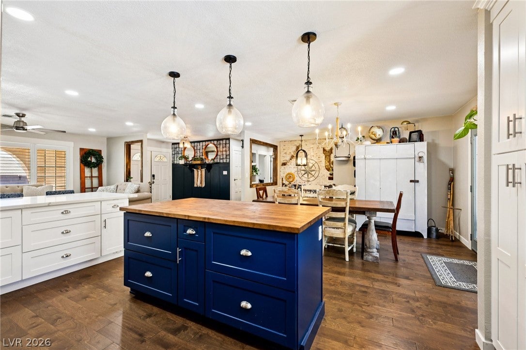 900 Fairway Drive