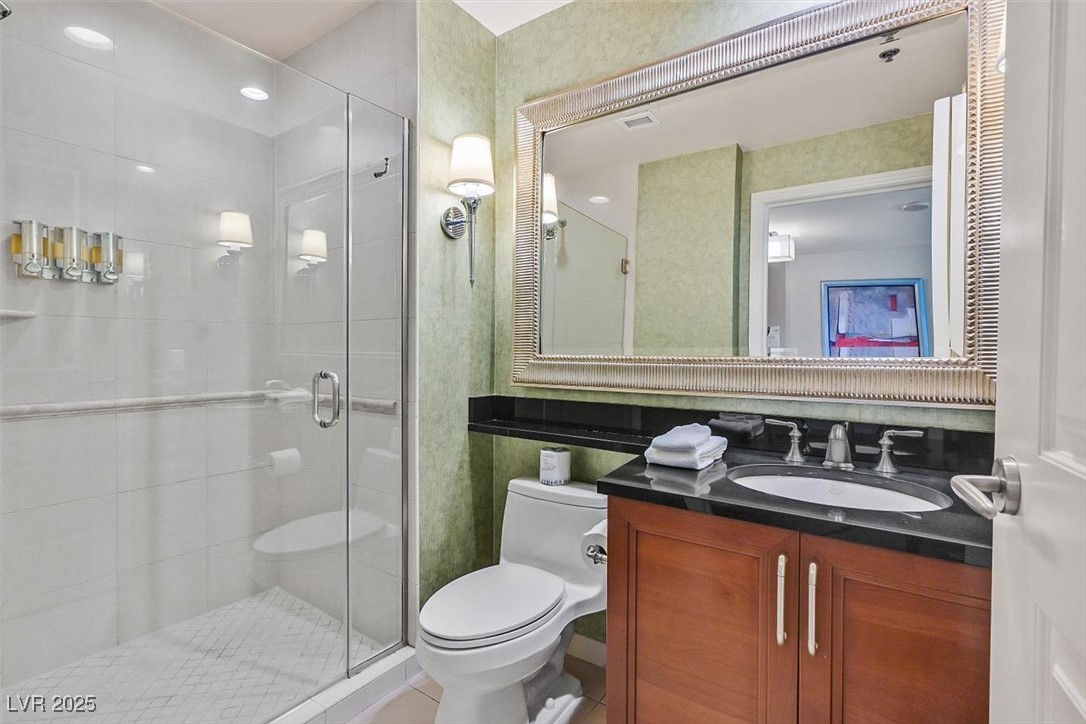 Las Vegas, Nevada 89109, United States, 1 Bedroom Bedrooms, ,2 BathroomsBathrooms,Residential,Active,147636